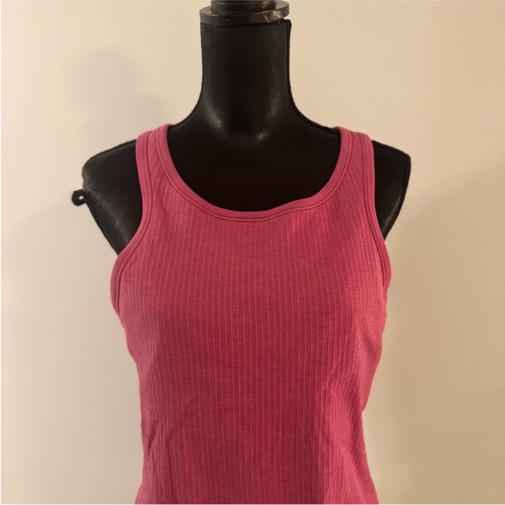 Lululemon Women's Pink Ribbed Crop Tank Top Size 12